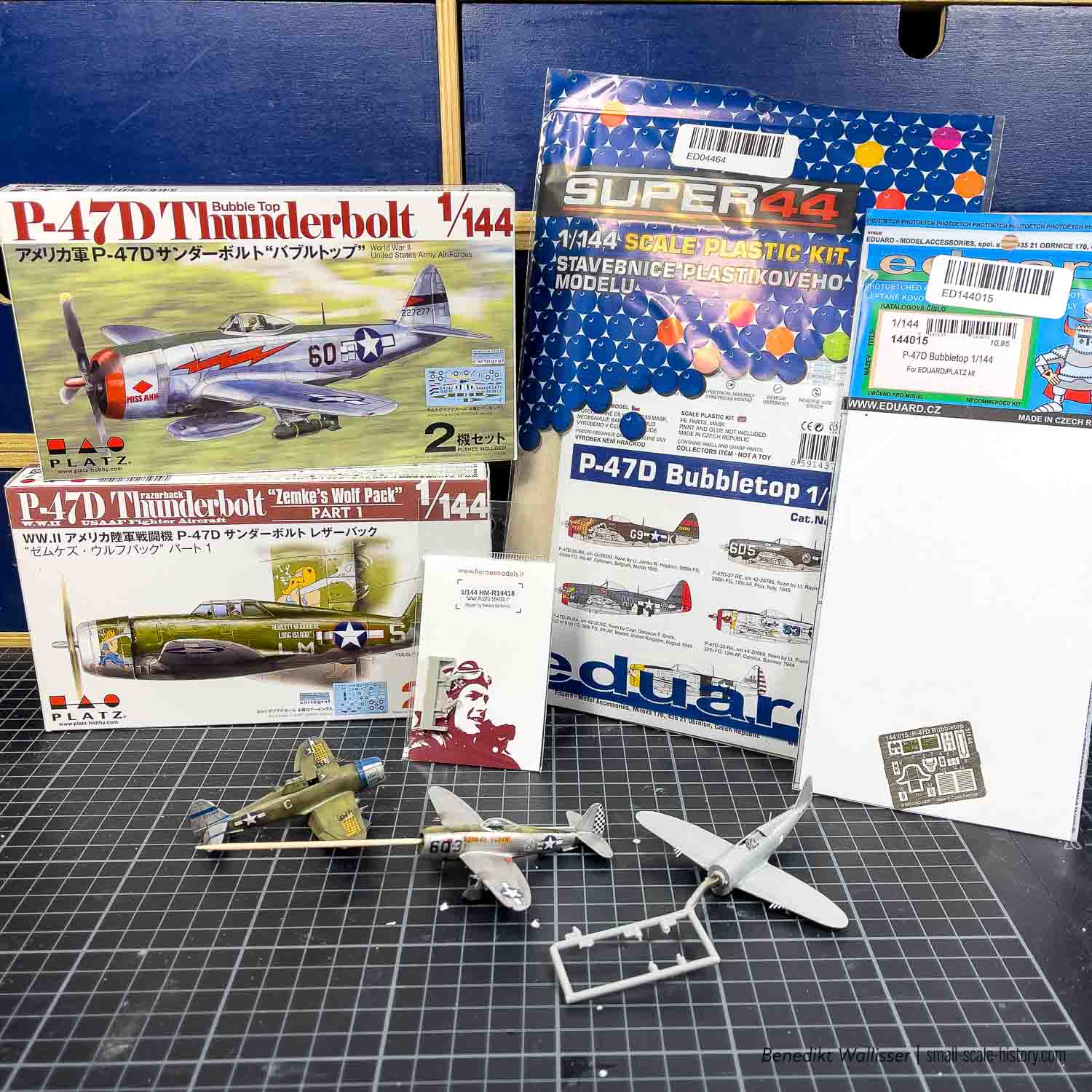 1/144 P-47D Thunderbolt kit (Platz / Eduard)